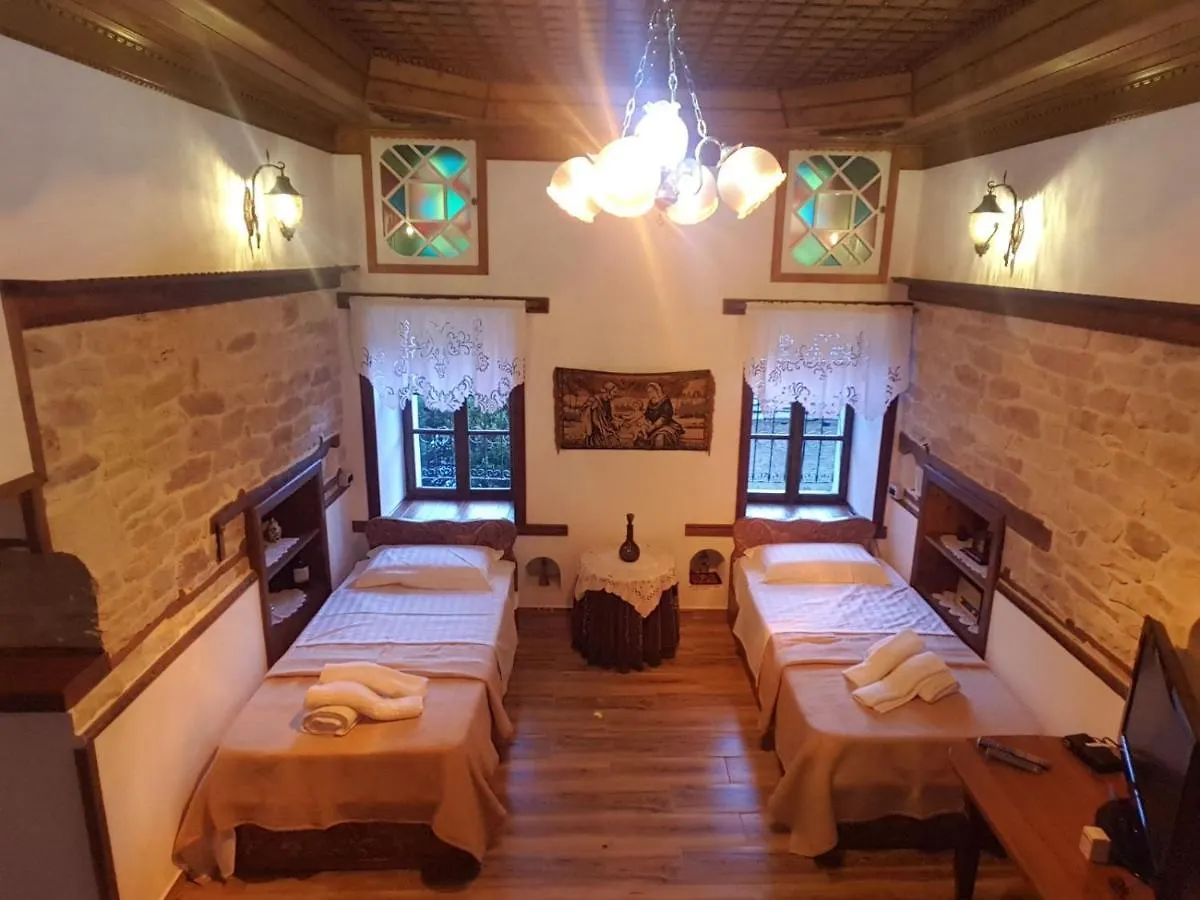 דירה Gjirokastër Riva Guest House
