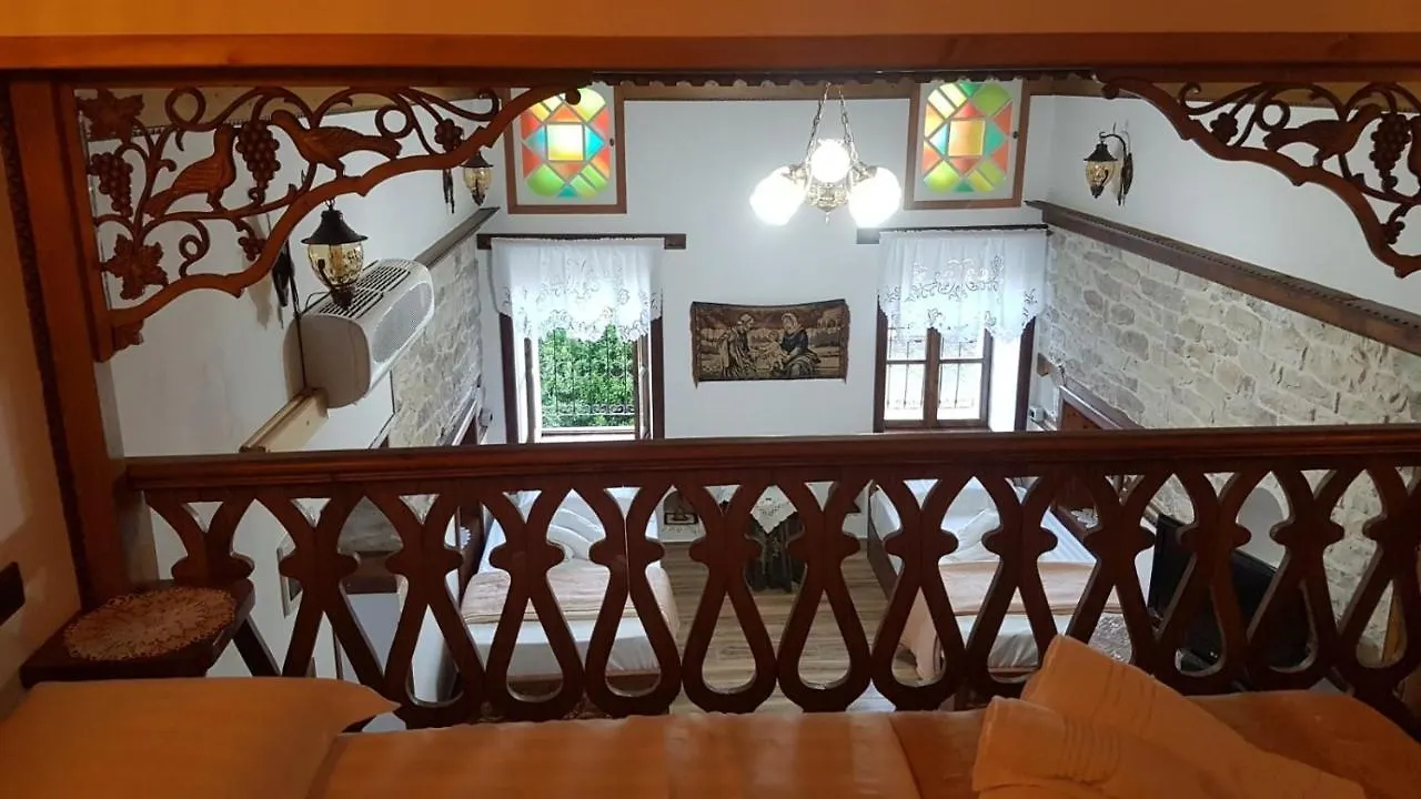 아파트 Riva Guest House Gjirokastër
