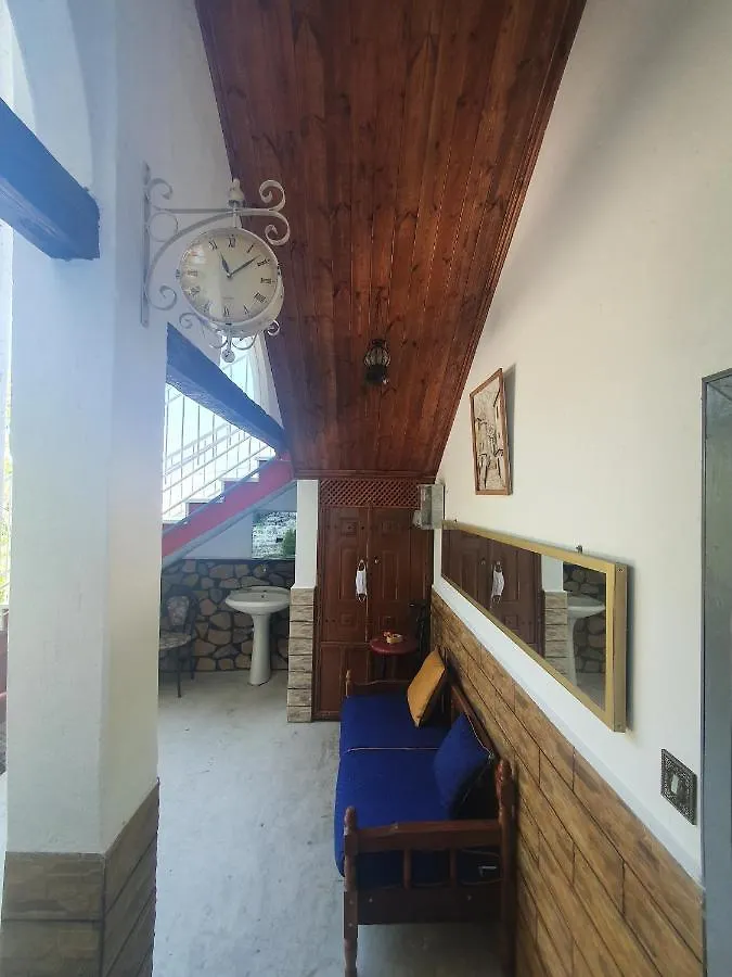 דירה Gjirokastër Riva Guest House